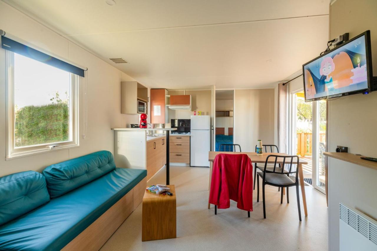 Camping Les Carolins Saint-Lo-d'Ourville Ngoại thất bức ảnh