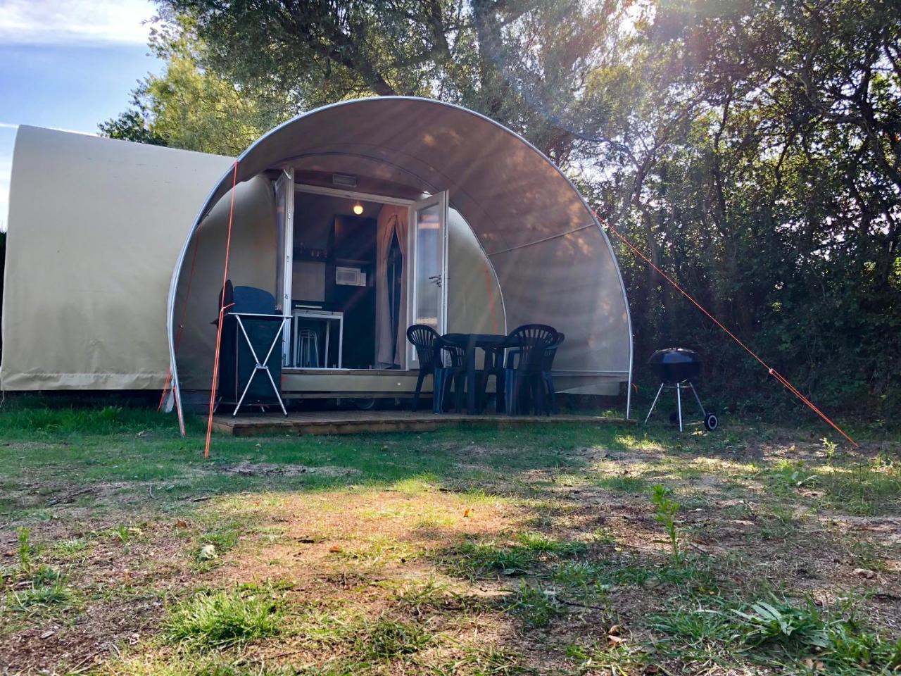 Camping Les Carolins Saint-Lo-d'Ourville Ngoại thất bức ảnh
