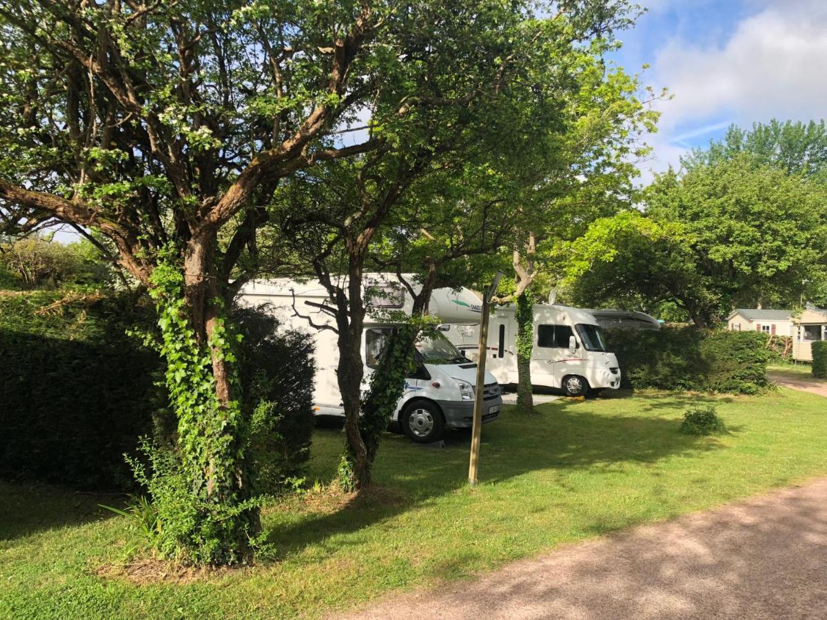 Camping Les Carolins Saint-Lo-d'Ourville Ngoại thất bức ảnh